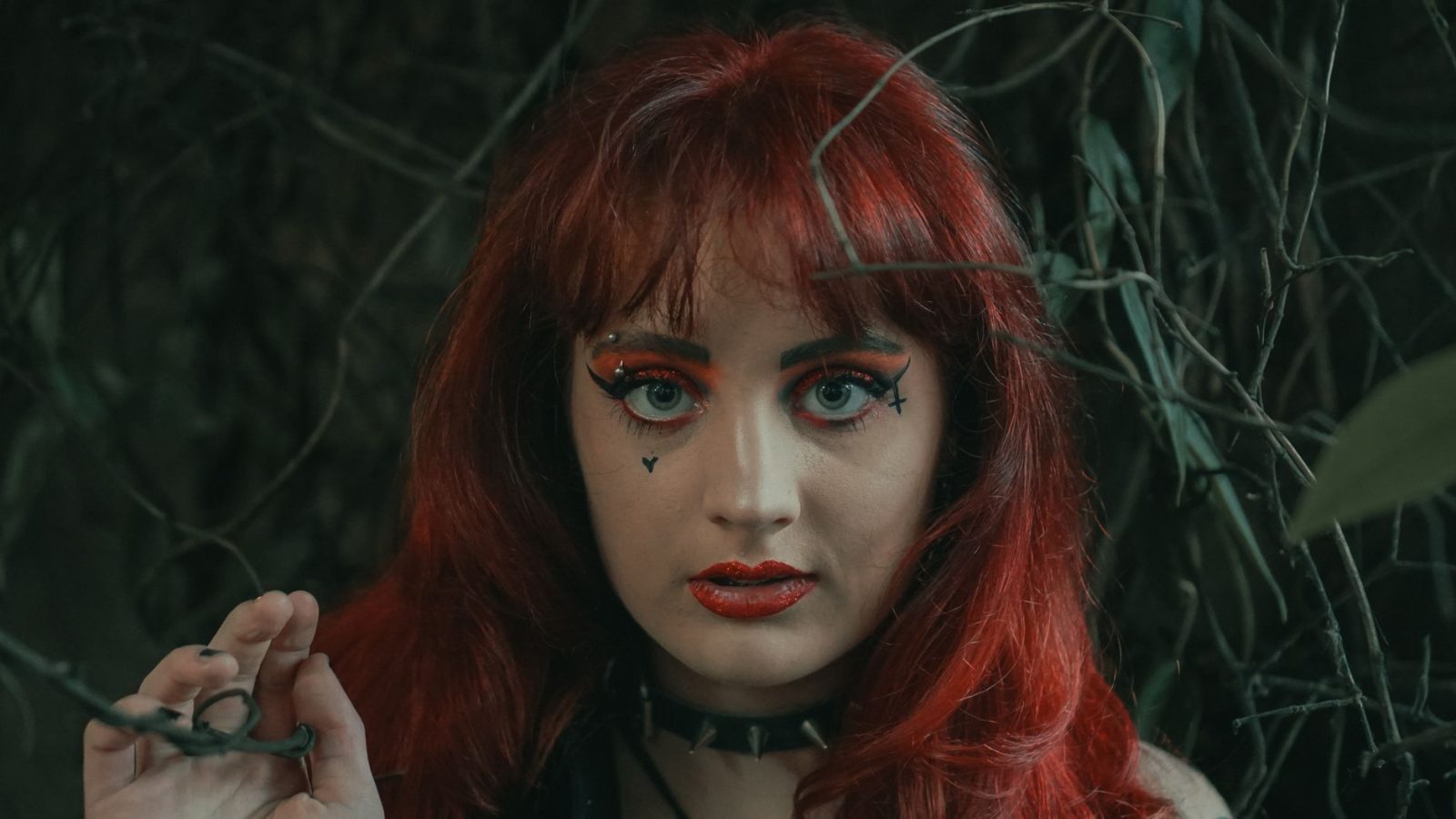 Alternative makeup and styling trends for 2026 featuring dark romantic and cyber goth aesthetics discussed in best alt makeup guide